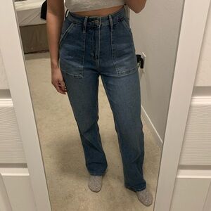 Hollister Ultra High Rise Curvy Dad Jean 1R